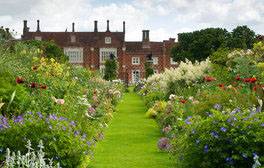 Helmingham Hall Gardens, Suffolk (c) VisitEngland