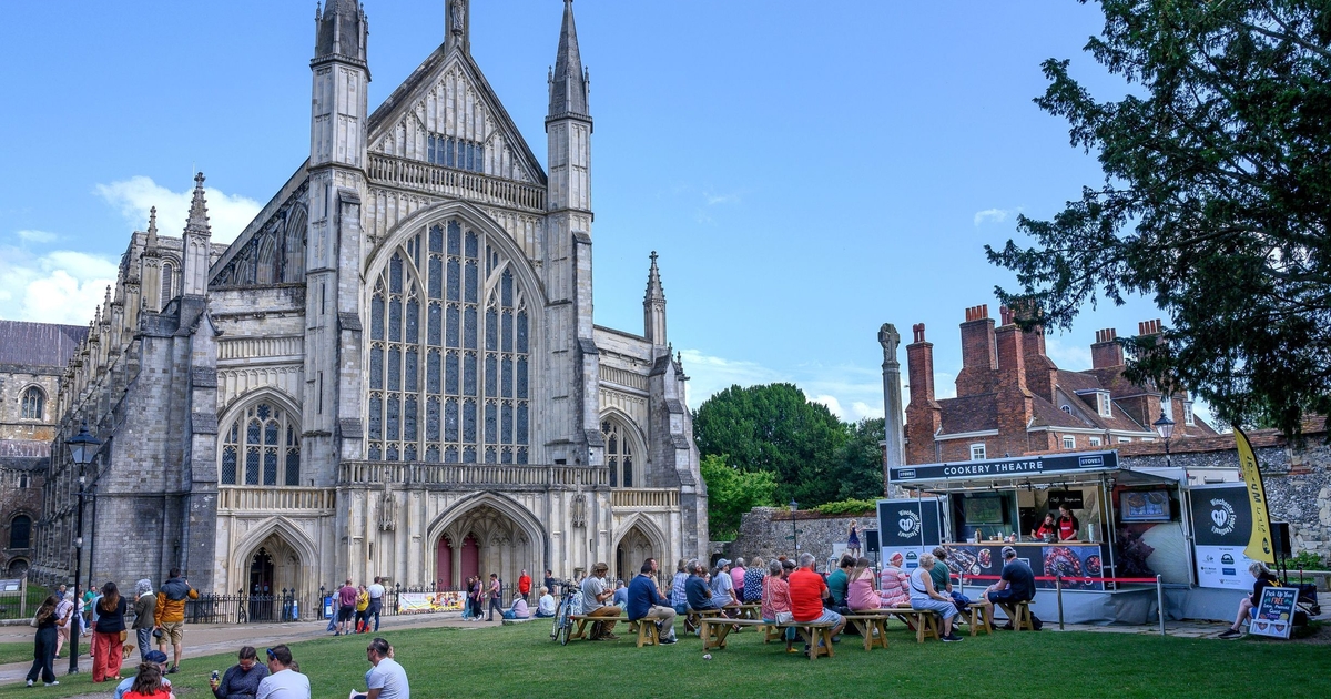 places-to-visit-on-a-three-day-break-in-hampshire-visitengland